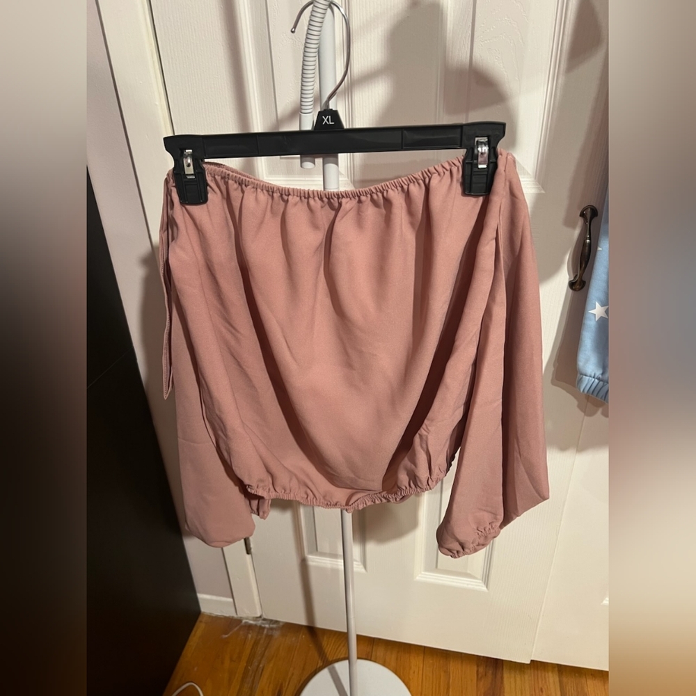 Pink flowy crop top
